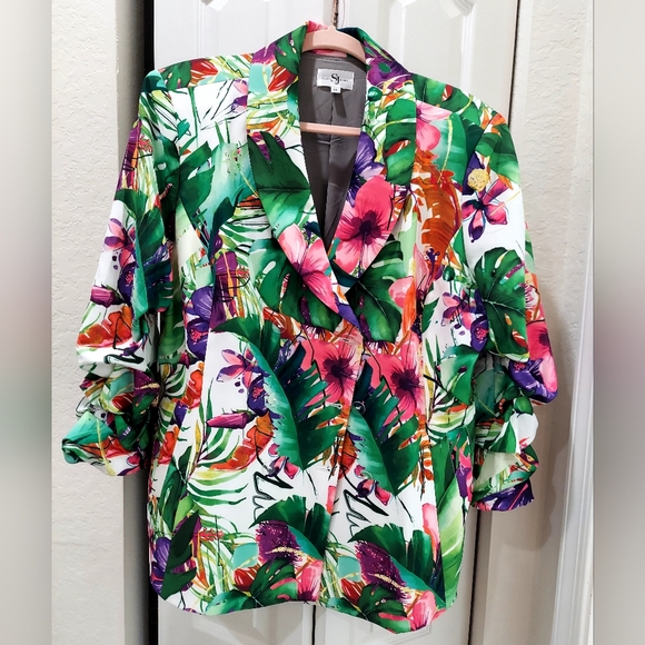 Gabriella Cigarette Suit BLAZER (Never Worn) - Picture 7 of 9